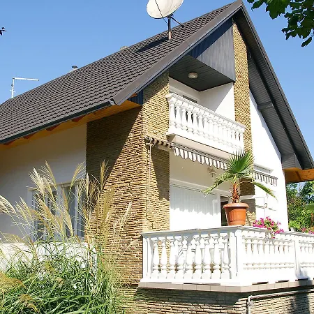 Holiday Balaton H443 *