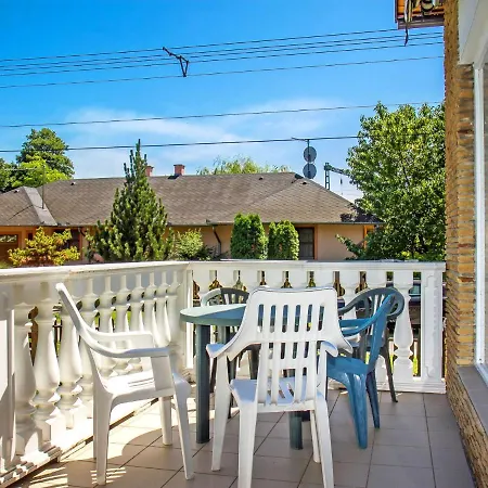 Holiday home Holiday Balaton H443 Balatonkeresztur