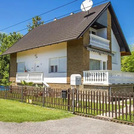 Holiday Balaton H443 Balatonkeresztur